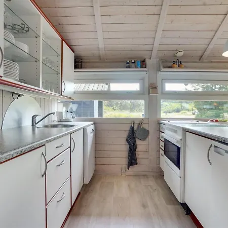 Holiday home Allida - 800m From The Sea In Nw Jutland By Interhome *